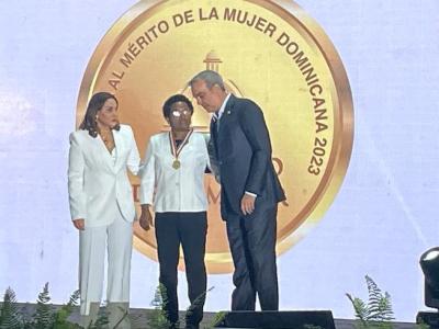 Medalla al Mérito de la Mujer Rural a nuestra querida Juana Ferrer, en República Dominicana