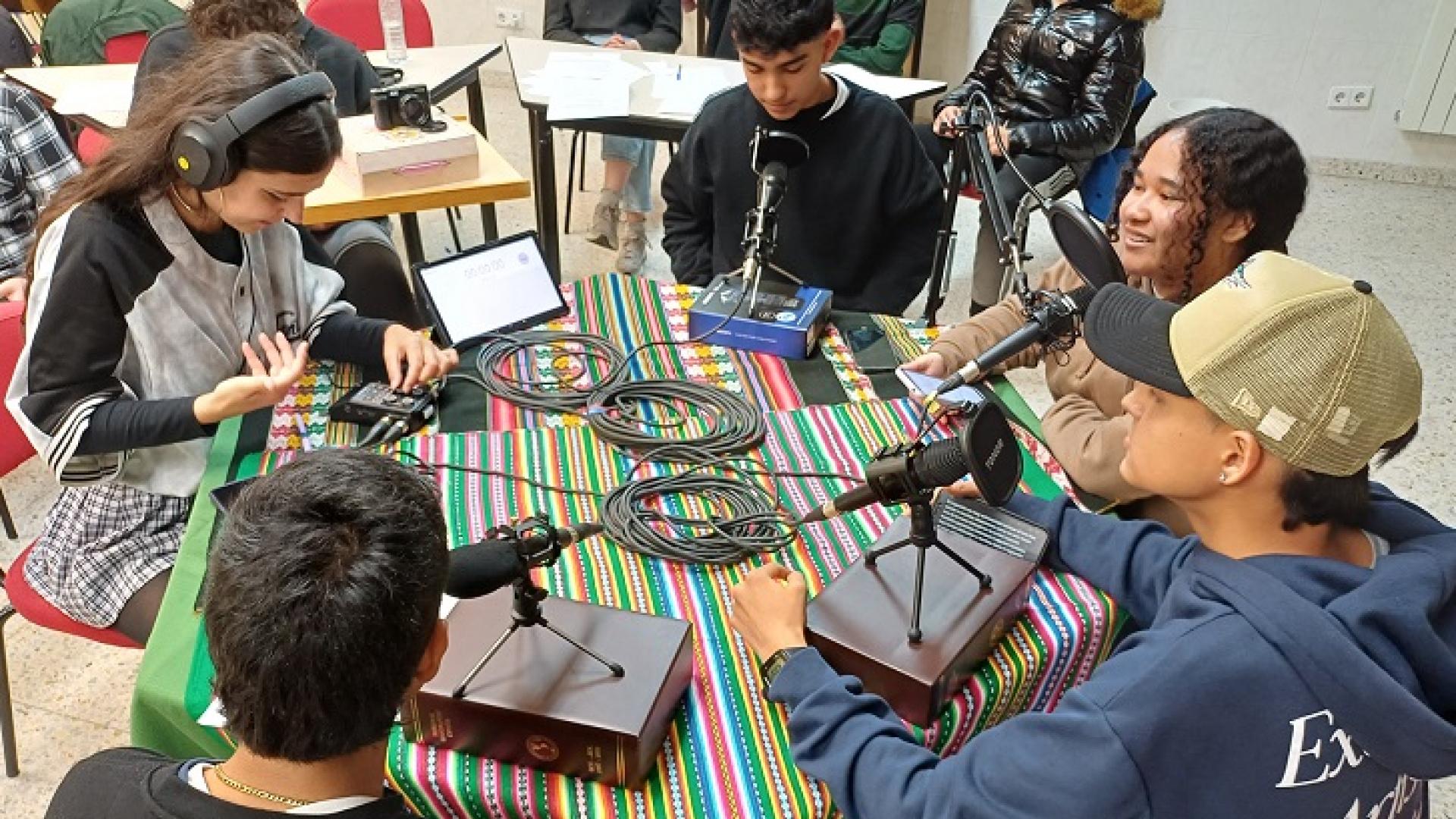 No lo niegues: el primer año académico del proyecto