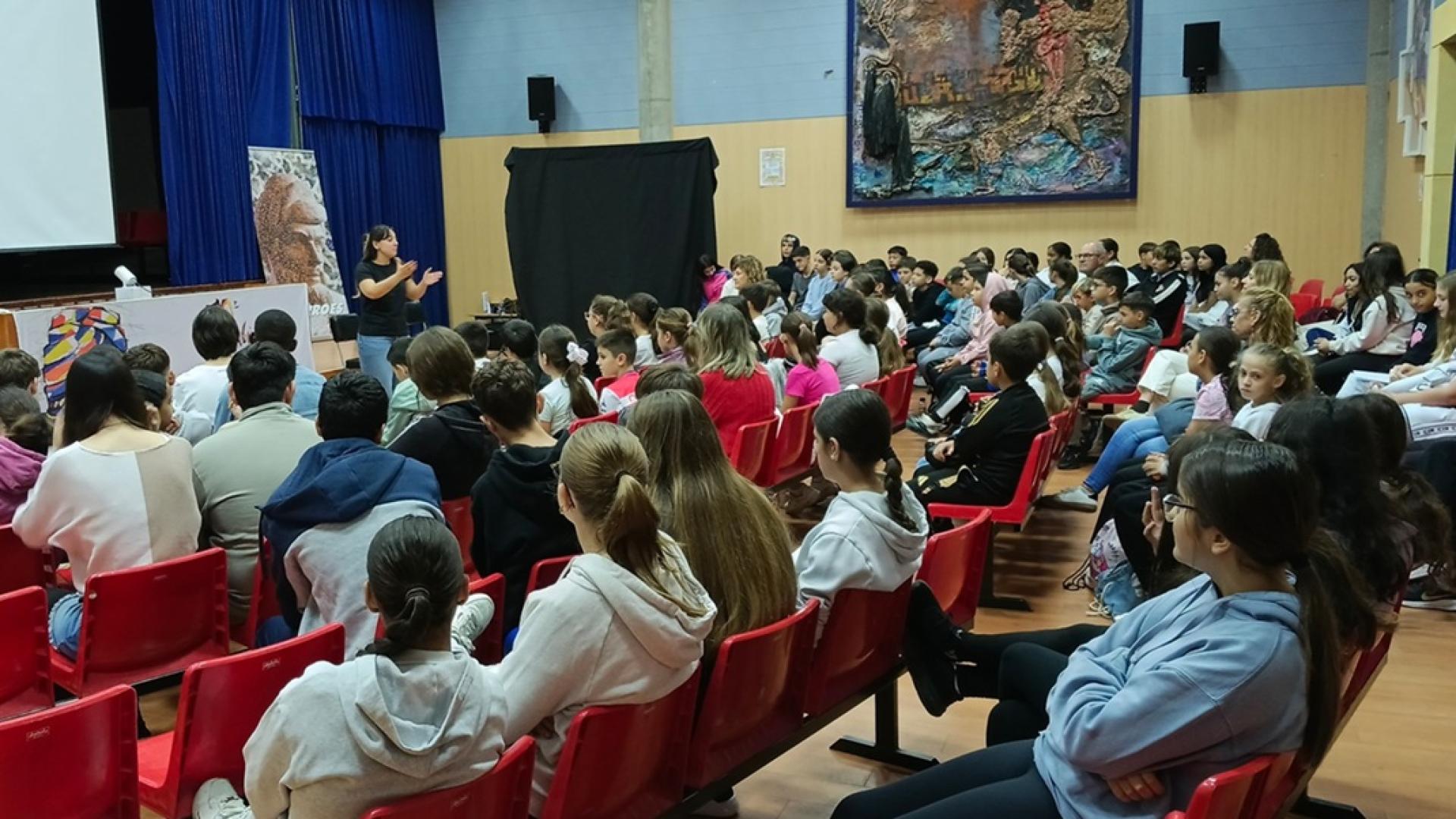 InteRed Córdoba. Teatro Foro: El juego de tu vida en el IES Averroes